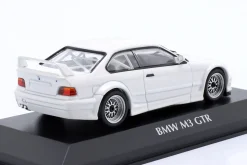 BMW M3 (E36) GTR Baujahr 1993 weiß 1:43 Minichamps