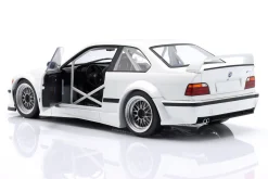 BMW M3 (E36) GTR Plain Body Version weiß 1:18 WERK83