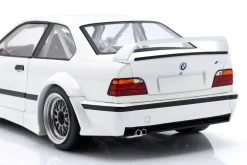 BMW M3 (E36) GTR Plain Body Version weiß 1:18 WERK83