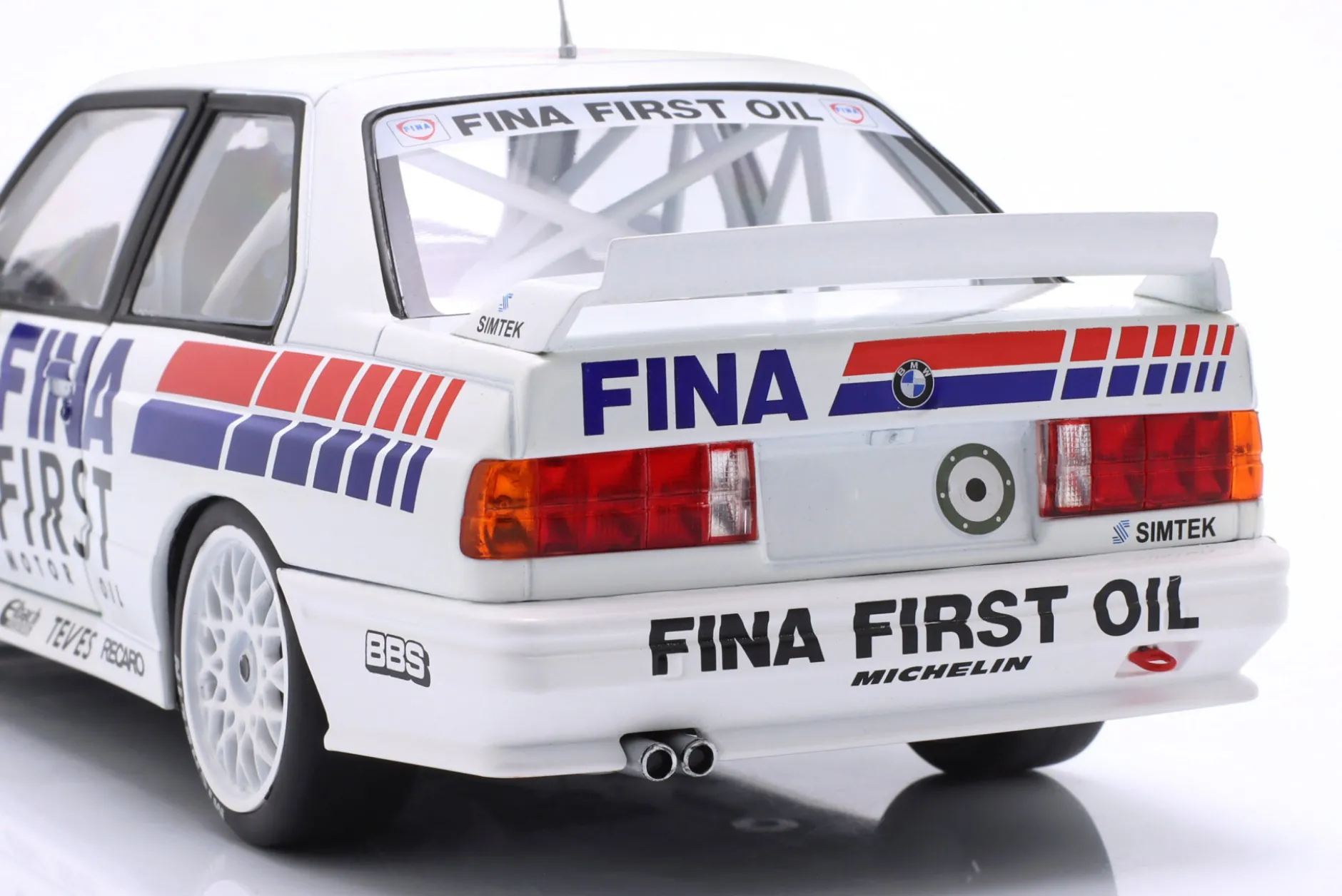 BMW M3 E30 #2 Sieger 24h Nürburgring 1992 FINA Motorsport Team 1:18 WERK83