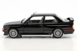 BMW M3 E30 Sport Evolution Baujahr 1990 schwarz 1:18 Solido
