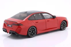 BMW M5 (G90) Baujahr 2025 feuerrot 1:18 Solido