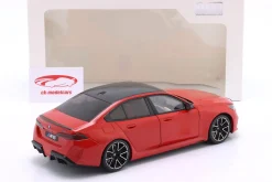 BMW M5 (G90) Baujahr 2025 feuerrot 1:18 Solido