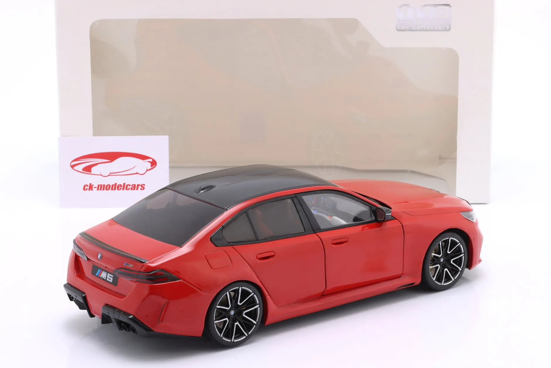BMW M5 (G90) Baujahr 2025 feuerrot 1:18 Solido