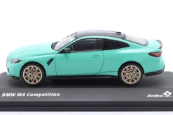 BMW M4 (G82) Competition Baujahr 2023 minz grün 1:43 Solido