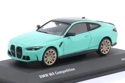 BMW M4 (G82) Competition Baujahr 2023 minz grün 1:43 Solido