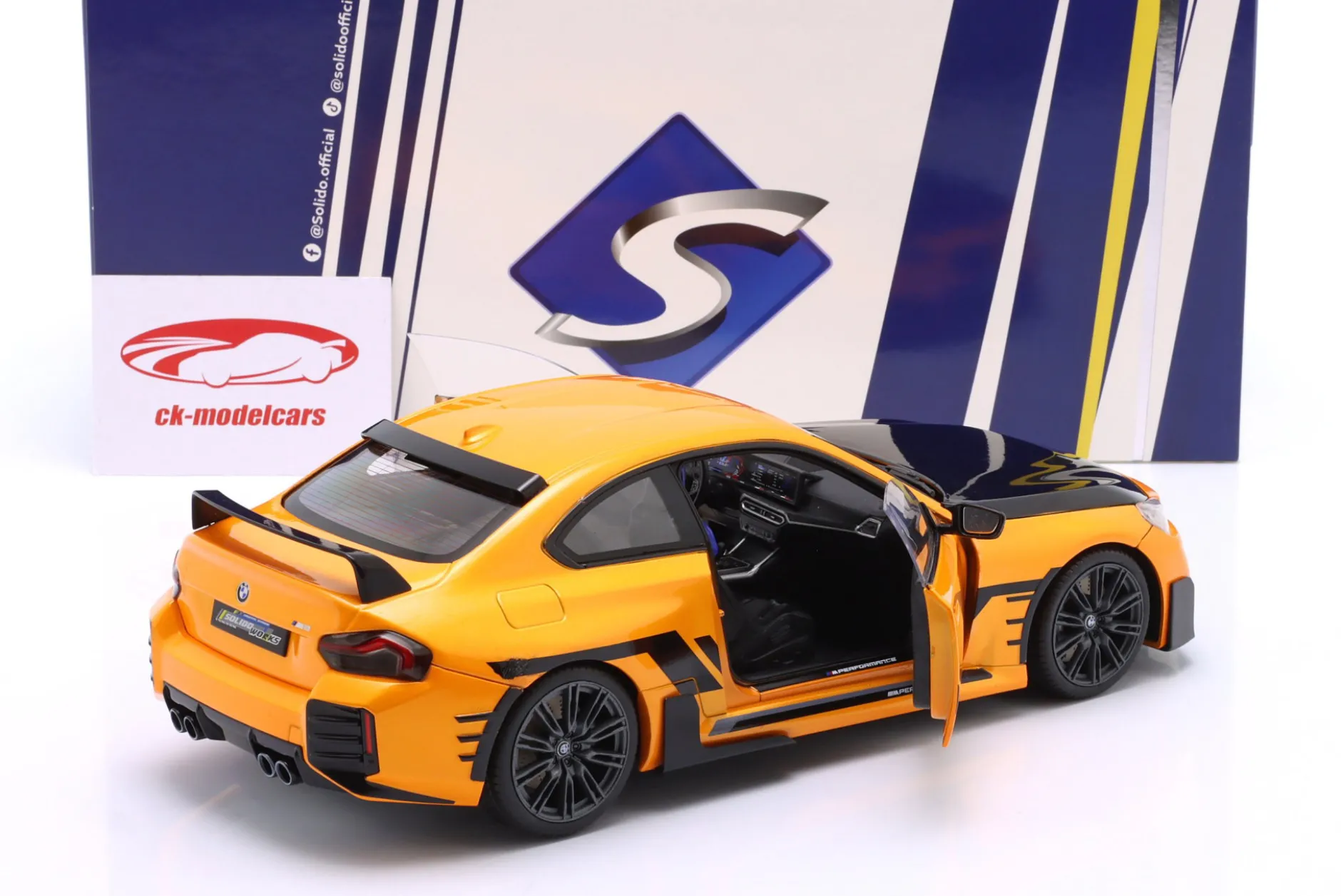 BMW M2 (G87) Performance Parts Baujahr 2024 orange metallic 1:18 Solido