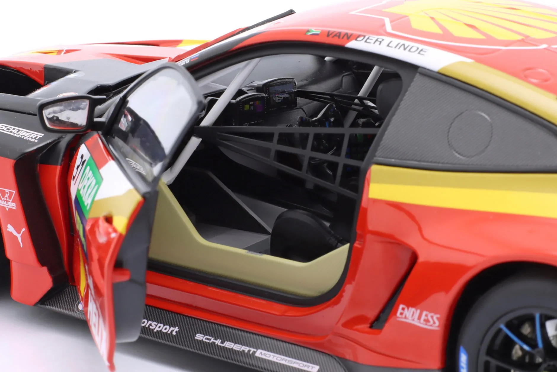 BMW M4 GT3 #31 DTM Champion Hockenheim 2022 Sheldon van der Linde 1:18 Minichamps