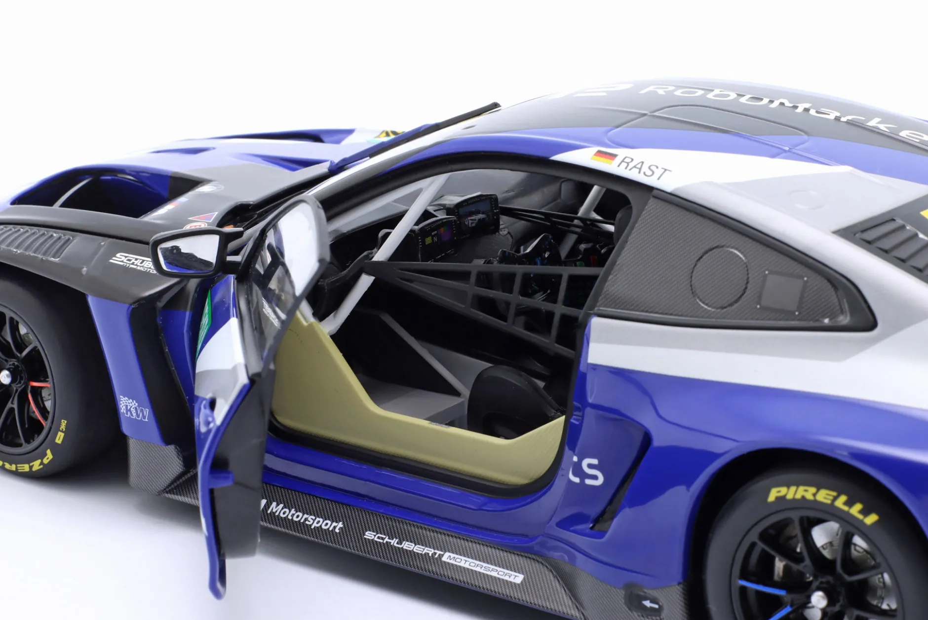 BMW M4 GT3 #33 DTM 2023 René Rast Team Schubert 1:18 Minichamps