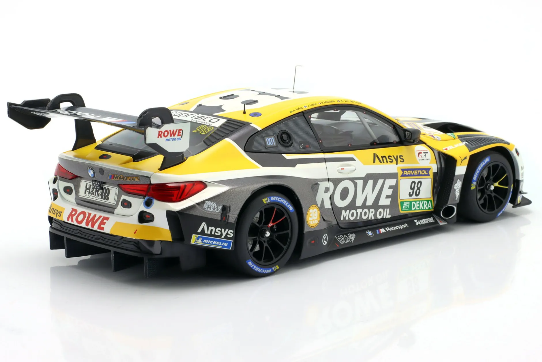 BMW M4 GT3 Evo #98 Sieger 24h Nürburgring 2025 Rowe Racing 1:18 Minichamps