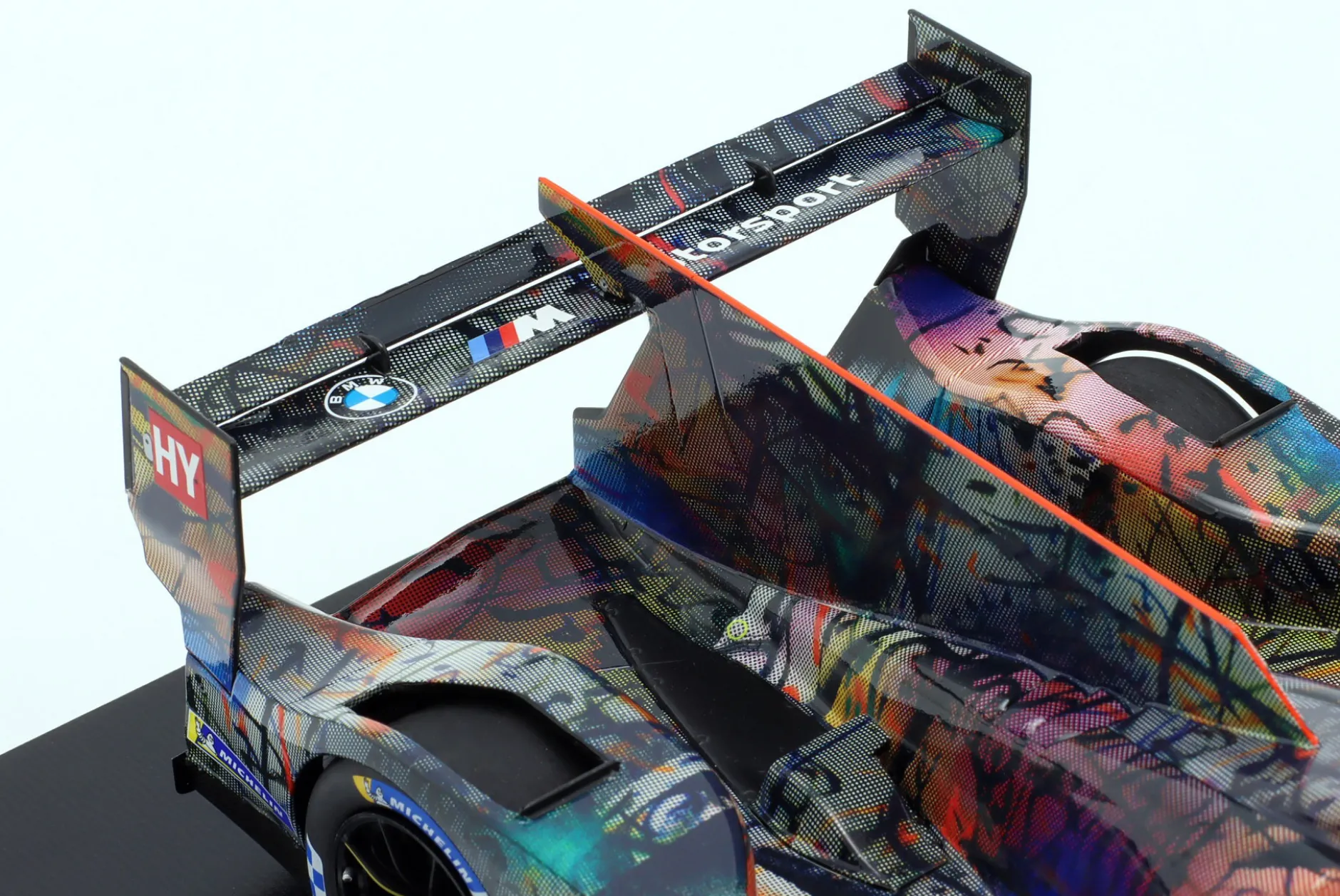 BMW M Hybrid V8 #20 24h LeMans 2024 Art Car Julie Mehretu 1:18 Spark