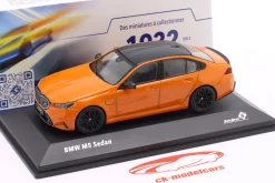 BMW M5 Sedan Baujahr 2024 feuerorange 1:43 Solido