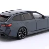BMW M5 Touring (G99) Baujahr 2024 grau metallic 1:18 Minichamps