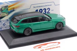 BMW M5 Touring (G99) Baujahr 2024 Isle of Man grün metallic 1:43 Solido