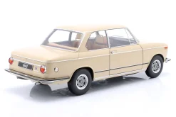 BMW 1602 1. Serie Baujahr 1971 beige 1:12 KK-Scale