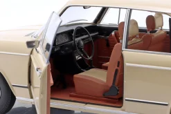 BMW 1602 1. Serie Baujahr 1971 beige 1:12 KK-Scale