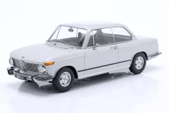 BMW 1602 Serie 1 Baujahr 1971 silber 1:18 KK-Scale