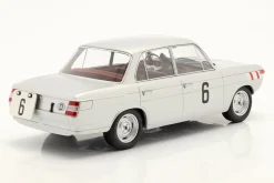 BMW 1800 TISA #6 24h Spa 1965 Munaron, Eppelein 1:18 Minichamps