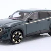 BMW XM (G09) SUV Baujahr 2023 grün metallic 1:18 Minichamps