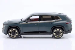 BMW XM (G09) SUV Baujahr 2023 grün metallic 1:18 Minichamps