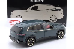 BMW XM (G09) SUV Baujahr 2023 grün metallic 1:18 Minichamps