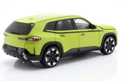 BMW XM (G09) SUV Baujahr 2023 Sao Paulo gelb 1:18 Minichamps