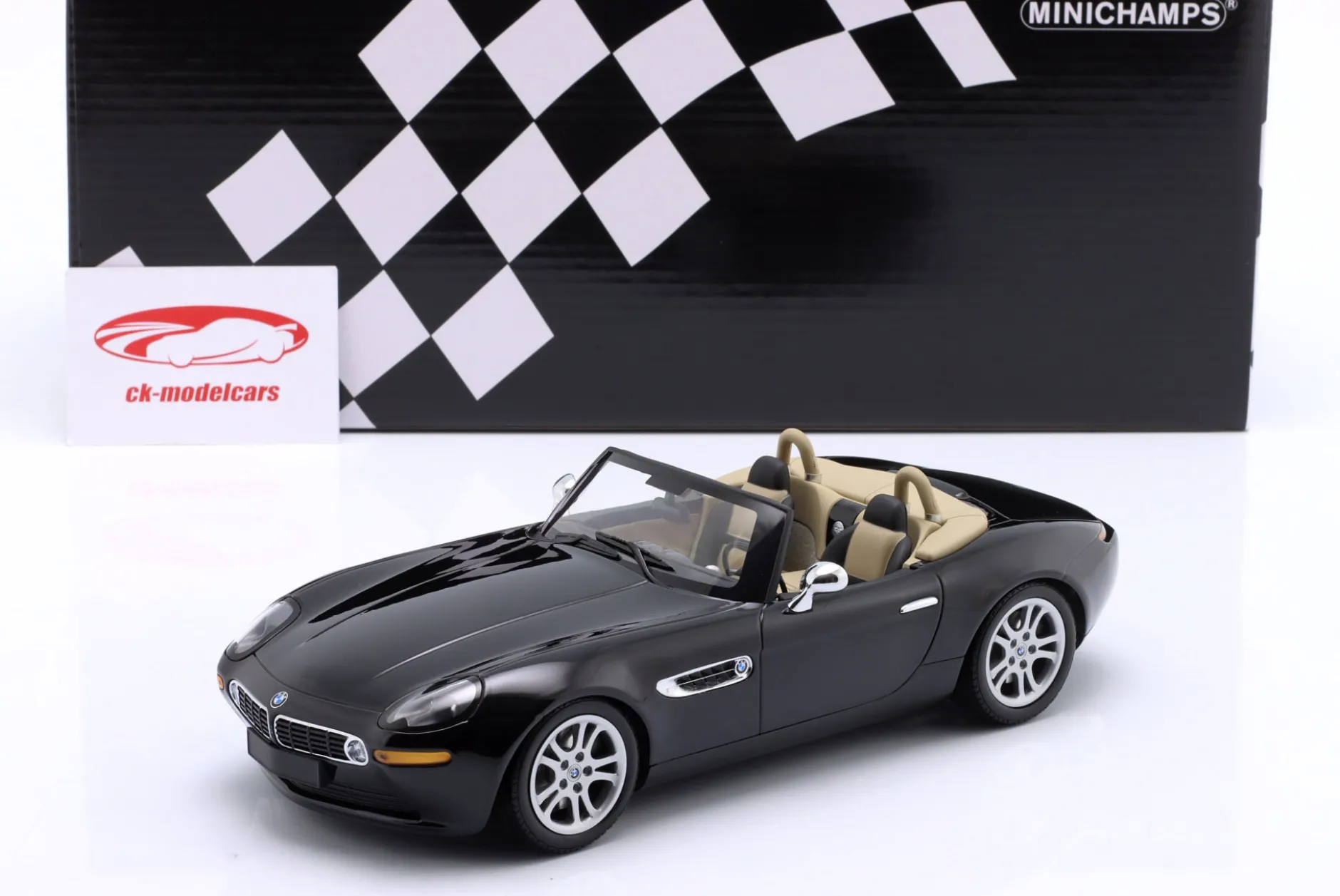 BMW Z8 Roadster Baujahr 2000 schwarz 1:18 Minichamps