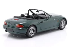 BMW Z3 Roadster (E36/7) Baujahr 1997 dunkelgrün metallic 1:18 Minichamps