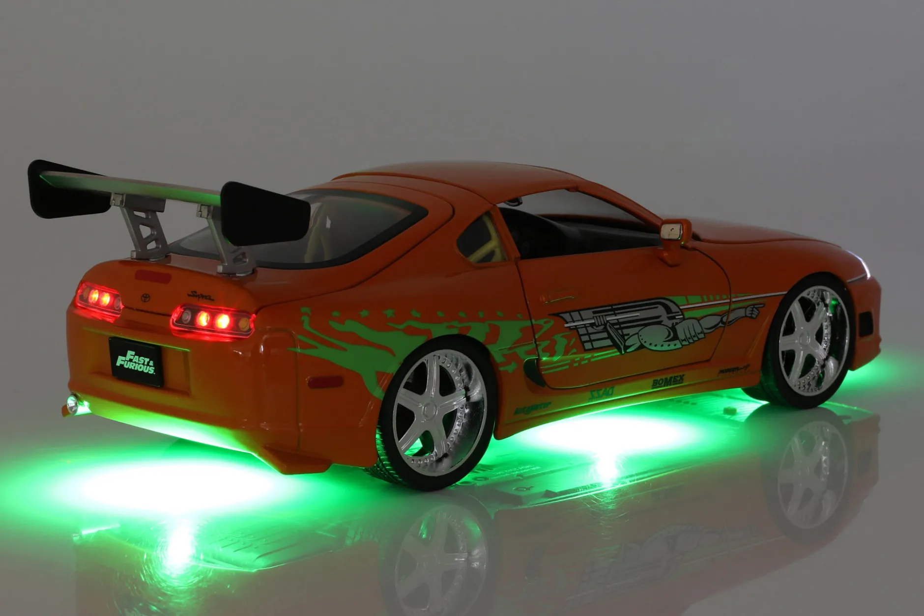 Brian's Toyota Supra 1995 Film Fast & Furious (2001) mit Figur 1:18 Jada Toys
