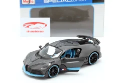 Bugatti Divo Baujahr 2018 mattgrau / hellblau 1:24 Maisto