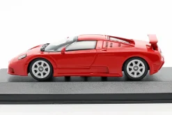 Bugatti EB 110 Baujahr 1994 rot 1:43 Minichamps
