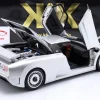 Bugatti EB110 Baujahr 1991 silber 1:12 KK-Scale