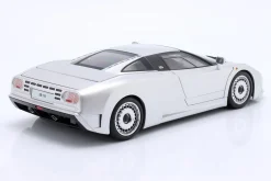 Bugatti EB110 Baujahr 1991 silber 1:12 KK-Scale