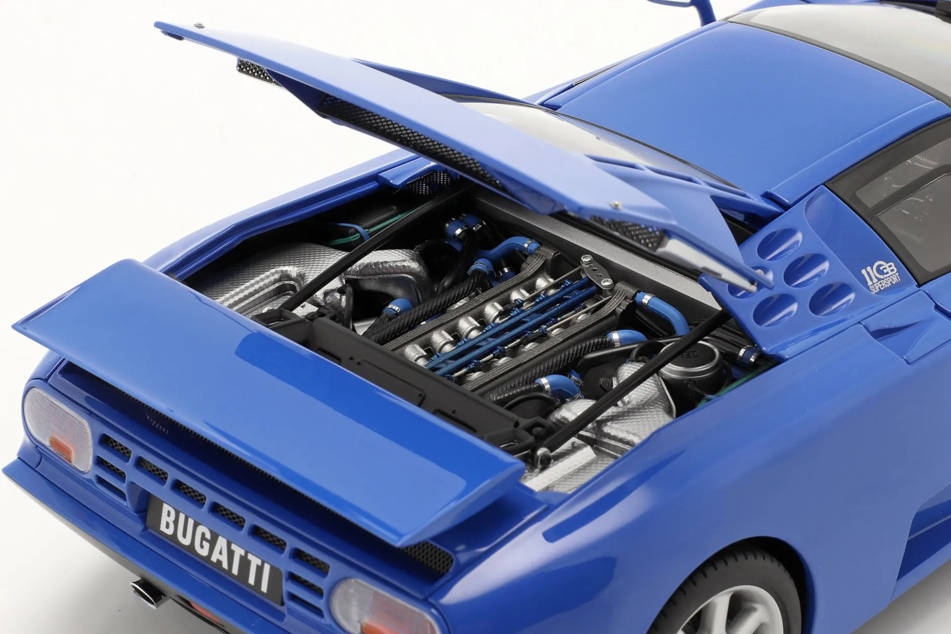 Bugatti EB 110 SS Baujahr 1992 french racing blau 1:18 AUTOart