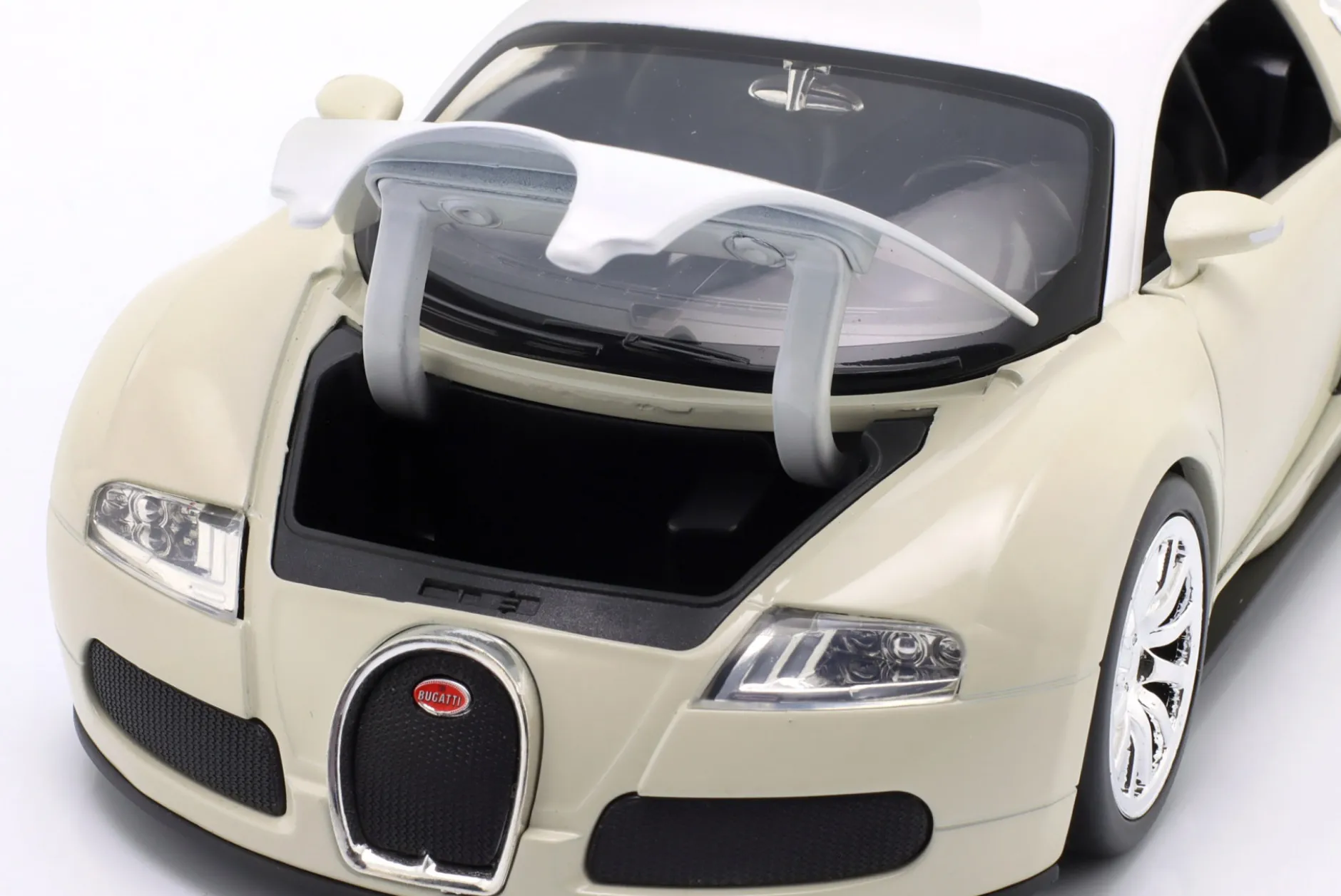 Bugatti Veyron Baujahr 2011 Fast & Furious 7 (2015) weiß / beige 1:24 Jada Toys