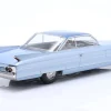 Cadillac Series 62 Coupe DeVille Baujahr 1961 hellblau metallic 1:18 KK-Scale