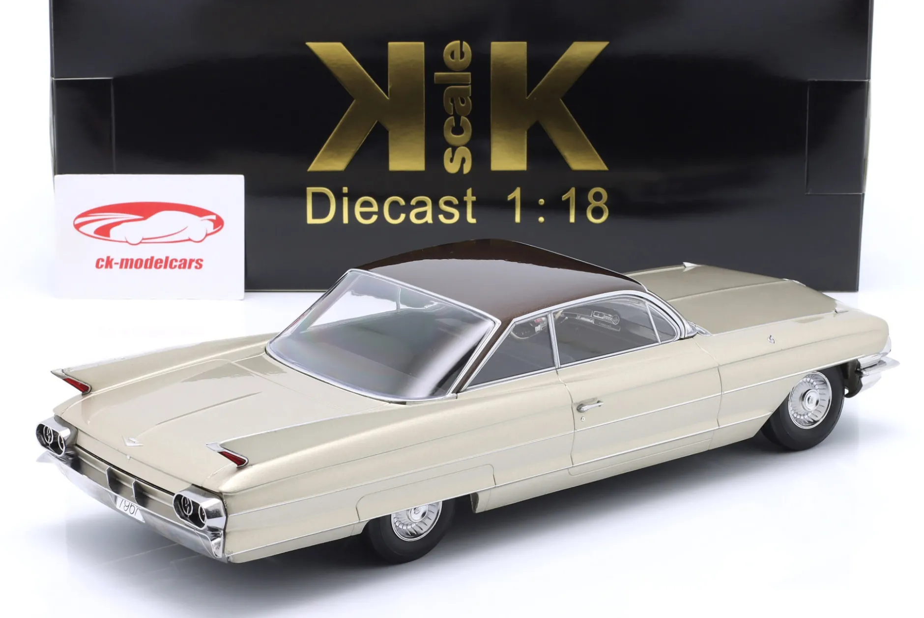 Cadillac Series 62 Coupe DeVille Baujahr 1961 beige metallic 1:18 KK-Scale