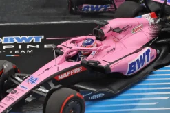 2-Car Set Alonso #14 & Ocon #31 Bahrain GP Formel 1 2022 1:43 Minichamps