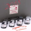 4-Car Set BMW / Porsche mit Vitrine Spielwarenmesse Nürnberg 2018 1:87 Minichamps
