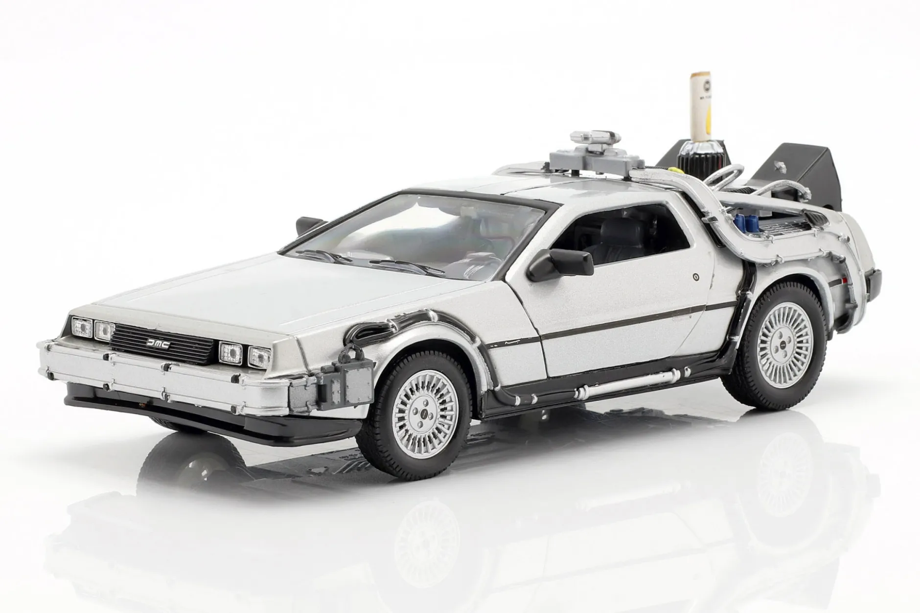 3 Car-Set DeLorean DMC-12 Back to the Future Part 1-3 1985-90 1:24 Welly