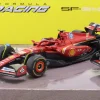 2-Car Set Ferrari: Leclerc #16 & Sainz #55 Formel 1 2024 1:43 Bburago