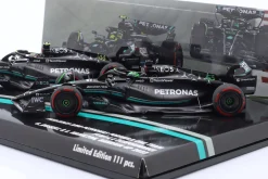2-Car Set Hamilton #44 & Russell #63 Bahrain GP Formel 1 2023 1:43 Minichamps