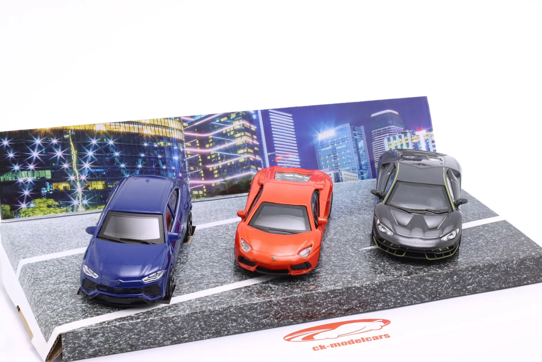 3-Car Set Lamborghini Urus / Aventador / Centenario LP770-4 1:43 Bburago