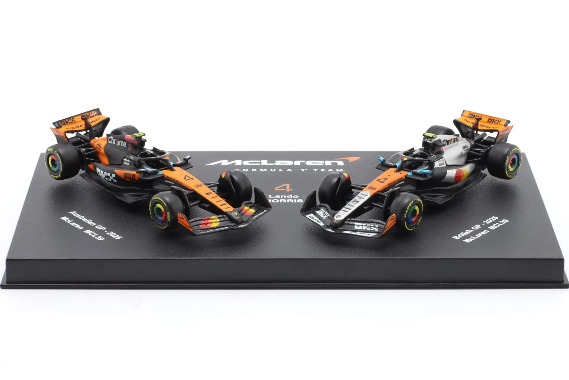 2-Car Set Lando Norris McLaren MCL39 #4 Formel 1 Weltmeister 2025 1:64 Bburago