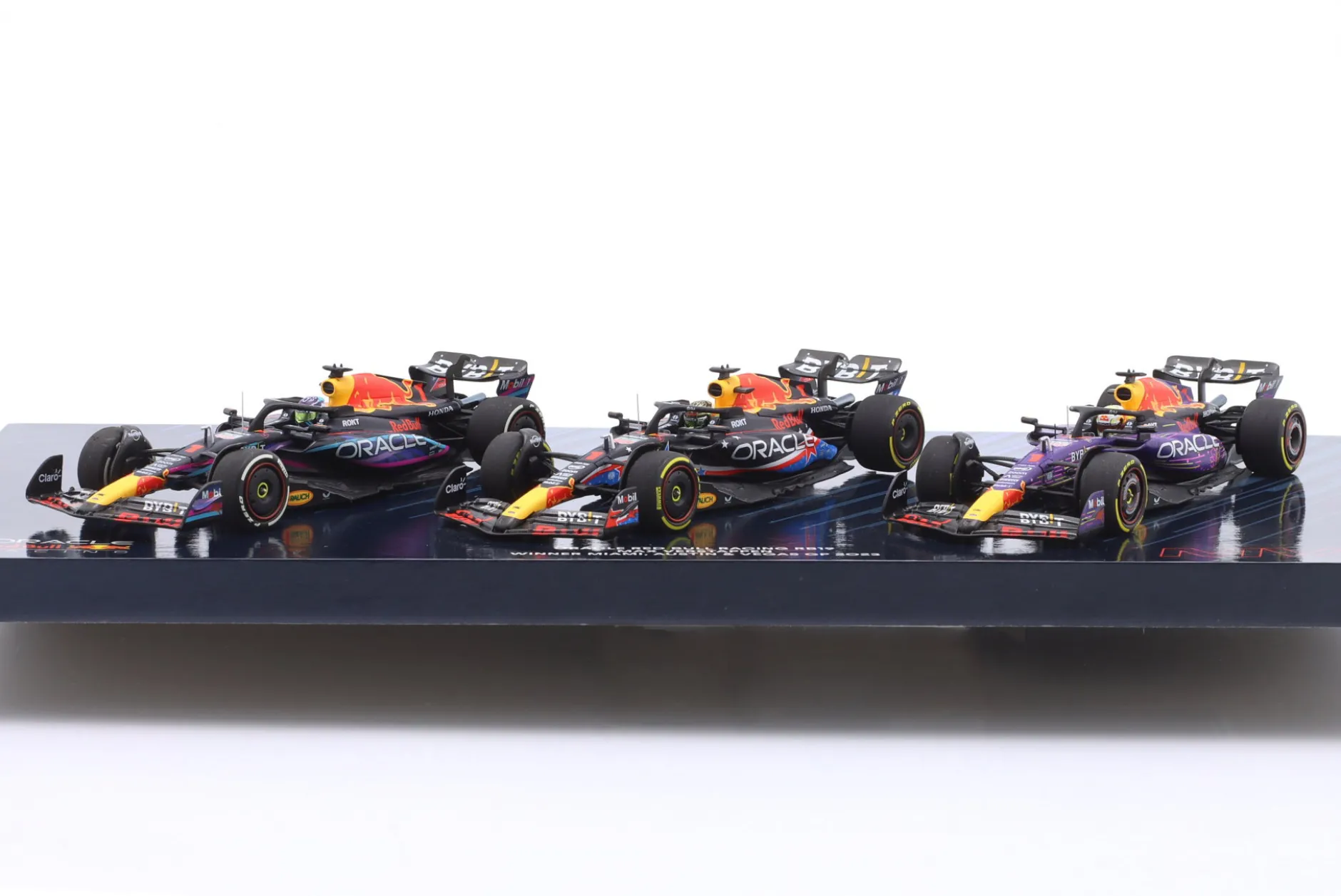 3-Car Set Verstappen Sieger Miami / USA / Las Vegas GP Formel 1 Weltmeister 2023 1:43 Minichamps
