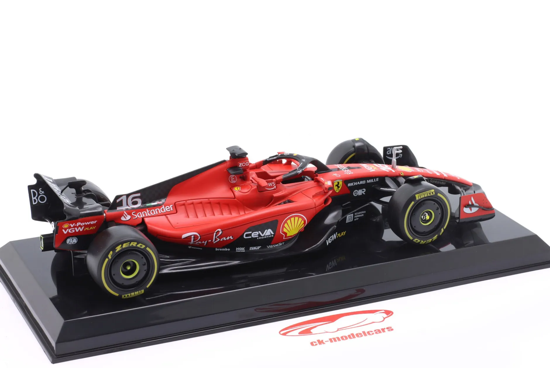 Charles Leclerc Ferrari SF-23 #16 Formel 1 2023 1:24 Premium Collectibles