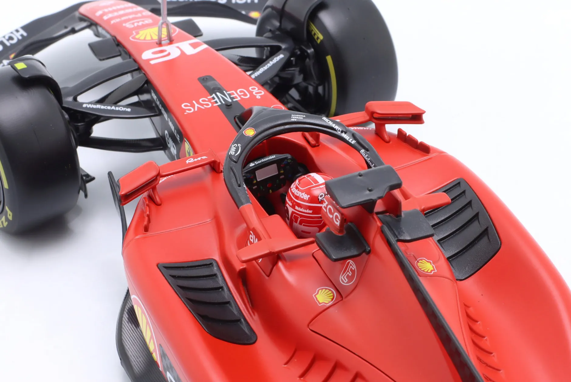 Charles Leclerc Ferrari SF-23 #16 Formel 1 2023 1:18 Bburago