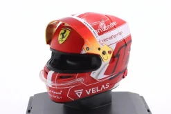 Charles Leclerc #16 Scuderia Ferrari Formel 1 2022 Helm 1:5 Spark Editions