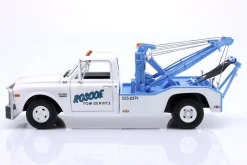 Chevrolet C-30 Abschleppwagen Roscoe Tow Service 1969 weiß / blau 1:18 Greenlight