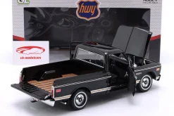 Chevrolet C10 Custom PickUp 1971 schwarz 1:18 Highway61